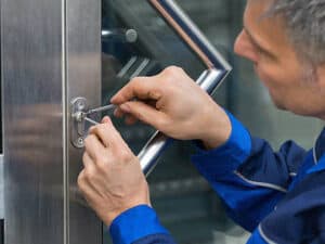 commercial locksmith in Manchester,unlock gate Manchester, change locks london, top 10 locksmiths Manchester